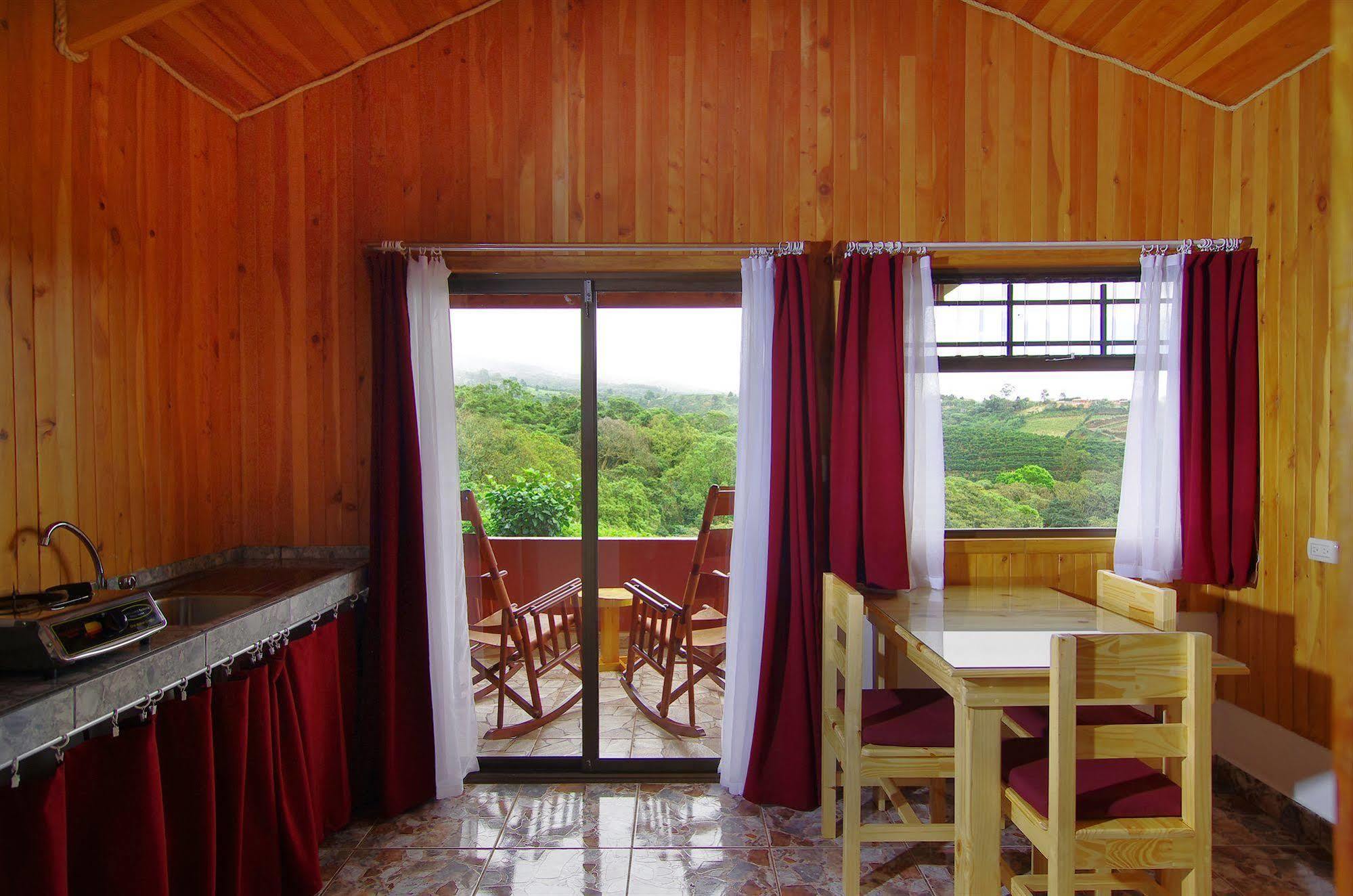 Hotel Mango Valley Гресия Экстерьер фото