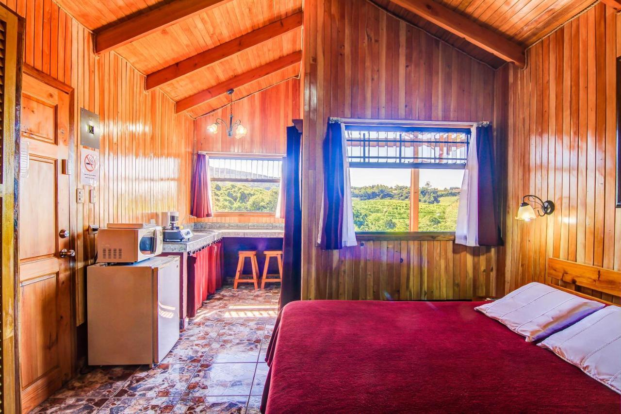 Hotel Mango Valley Гресия Экстерьер фото
